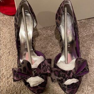 Purple bow leopard heels